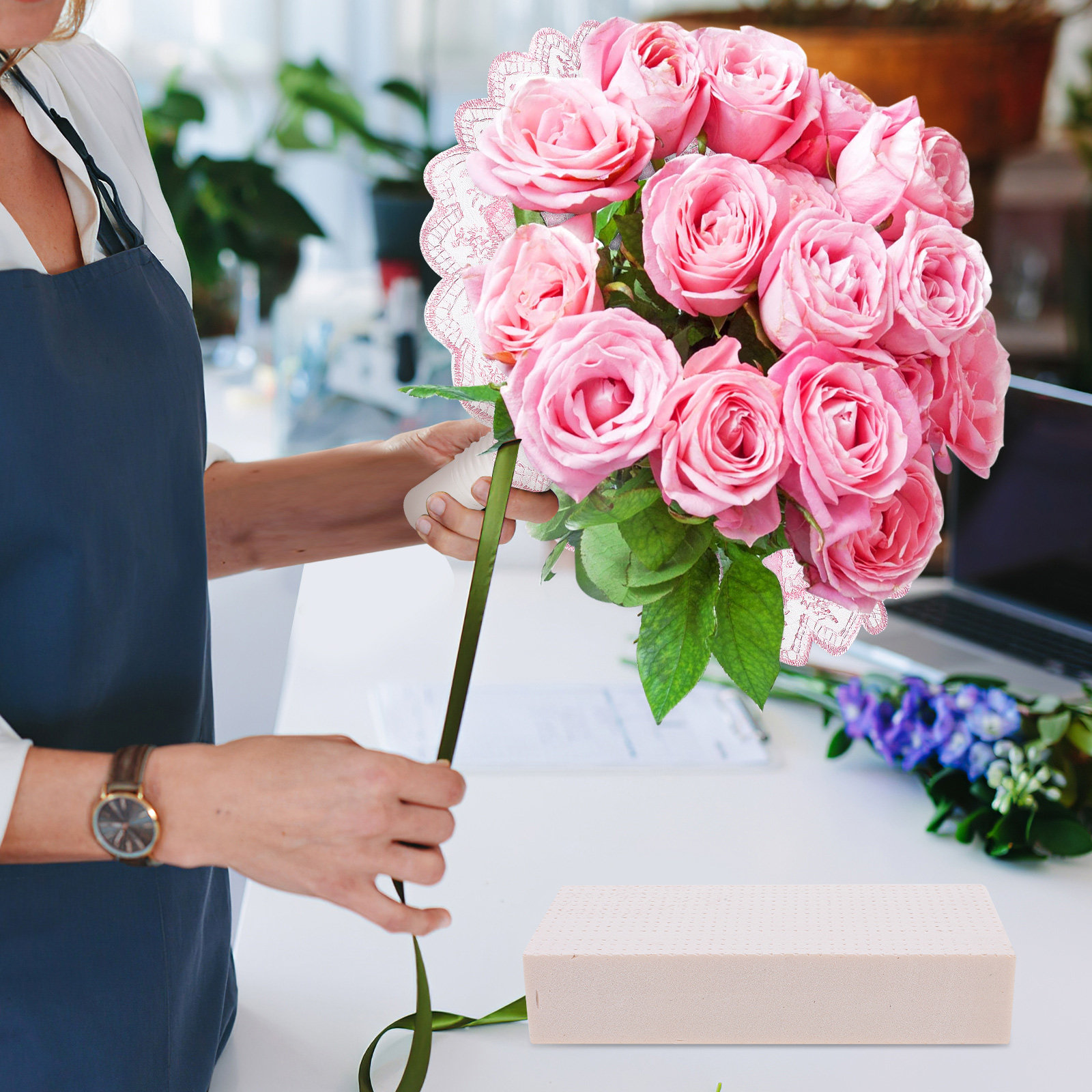 Floral Arrangement Foam Block  - Bouquet Holder Foam review and price